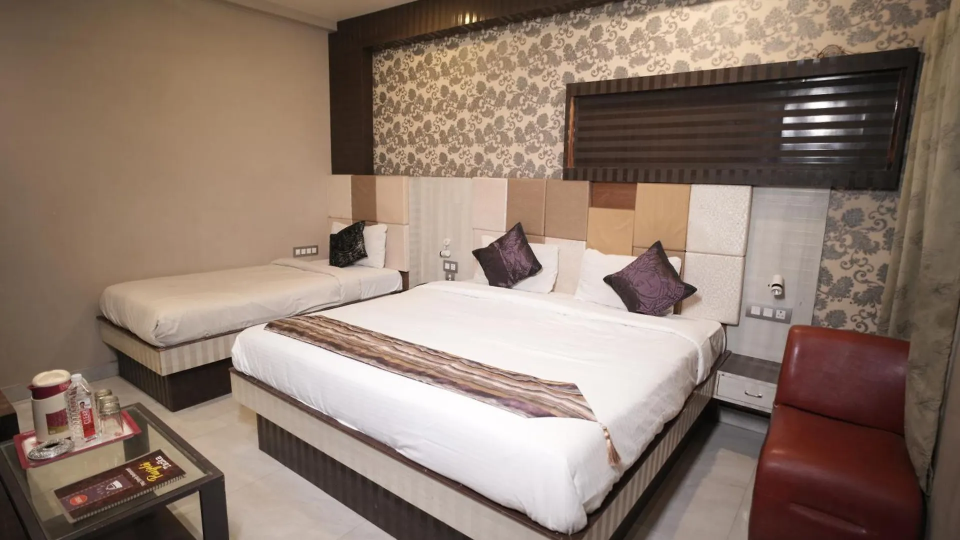 Hotel Rajkamal Near Varanasi Railway Station Indie