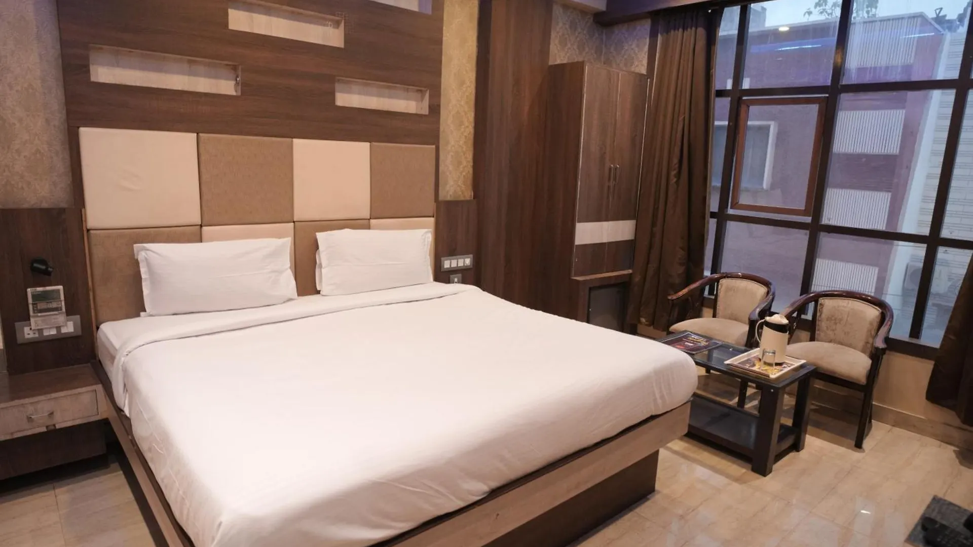Hotel Rajkamal Near Varanasi Railway Station